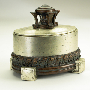 E13640019 Laurel Decorative Object Accent - Pewter / Antique Bronze E13640019 Laurel Decorative Object Accent - Pewter / Antique Bronze