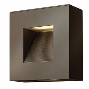 H1647BZLED Luna Entrance Outdoor Wall Light - Bronze H1647BZLED Luna Entrance Outdoor Wall Light - Bronze
