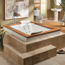 Whirlpool Tub 72 x 60 x 24