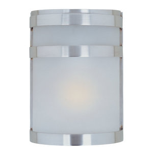 M5000FTSST Arc Entrance Outdoor Wall Light - Stainless Steel M5000FTSST Arc Entrance Outdoor Wall Light - Stainless Steel