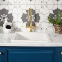 Bar Sink 18-1/8 x 18-1/8 x 9 Bar Sink 18-1/8 x 18-1/8 x 9